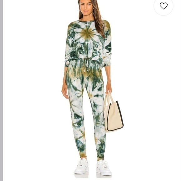 Young, Fabulous & Broke Reid Jogger in Winterleaf Wash in size Medium - Picture 1 of 10